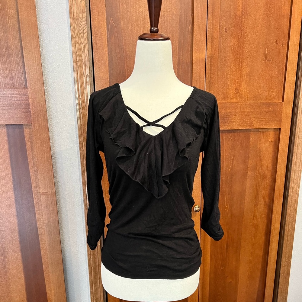 No Boundaries black top